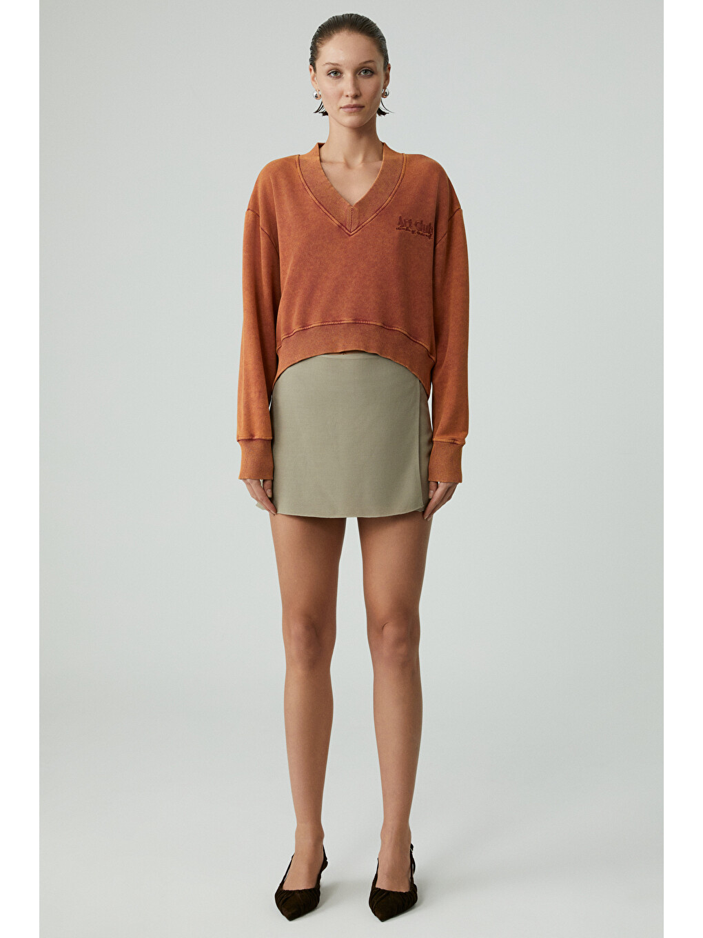 Andreıta Kadın V Yakalı Asimetrik Oversize Turuncu Sweatshirt-4