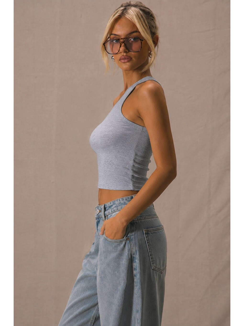 Gri Kadın Tek Omuz Crop Atlet Esnek Slim Fit Süprem Kumaş Asimetrik Yaka Bluz-2