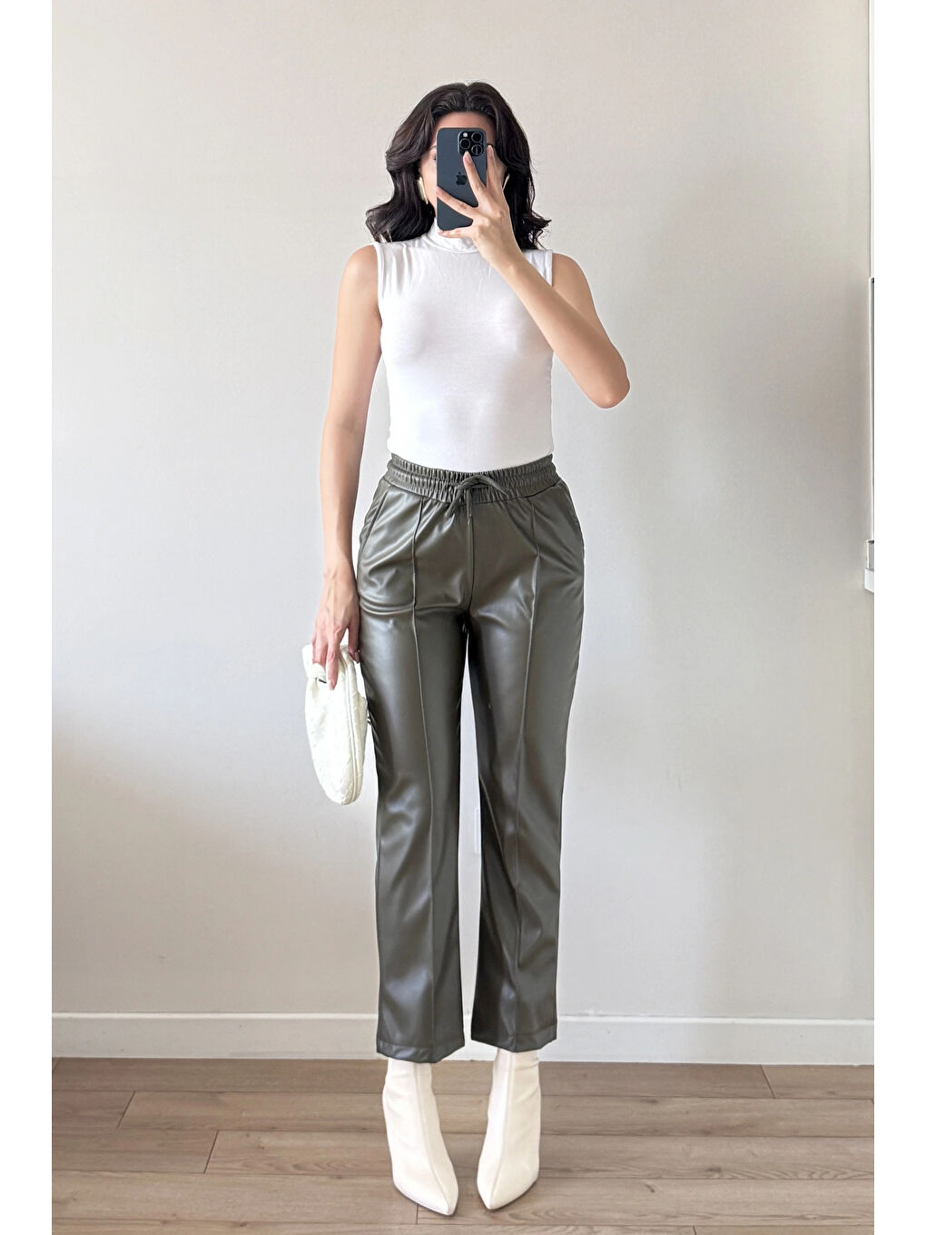 Kadın Haki Lastikli Çımalı Deri Pantolon 30322-1