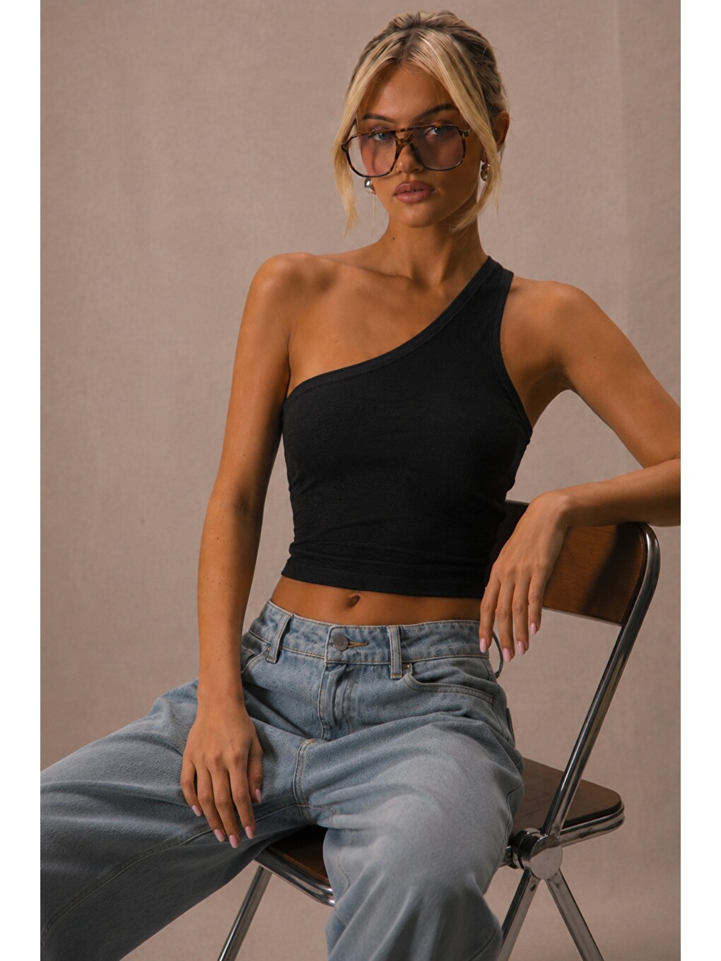 Siyah Kadın Tek Omuz Crop Atlet Esnek Slim Fit Süprem Kumaş Asimetrik Yaka Bluz-1