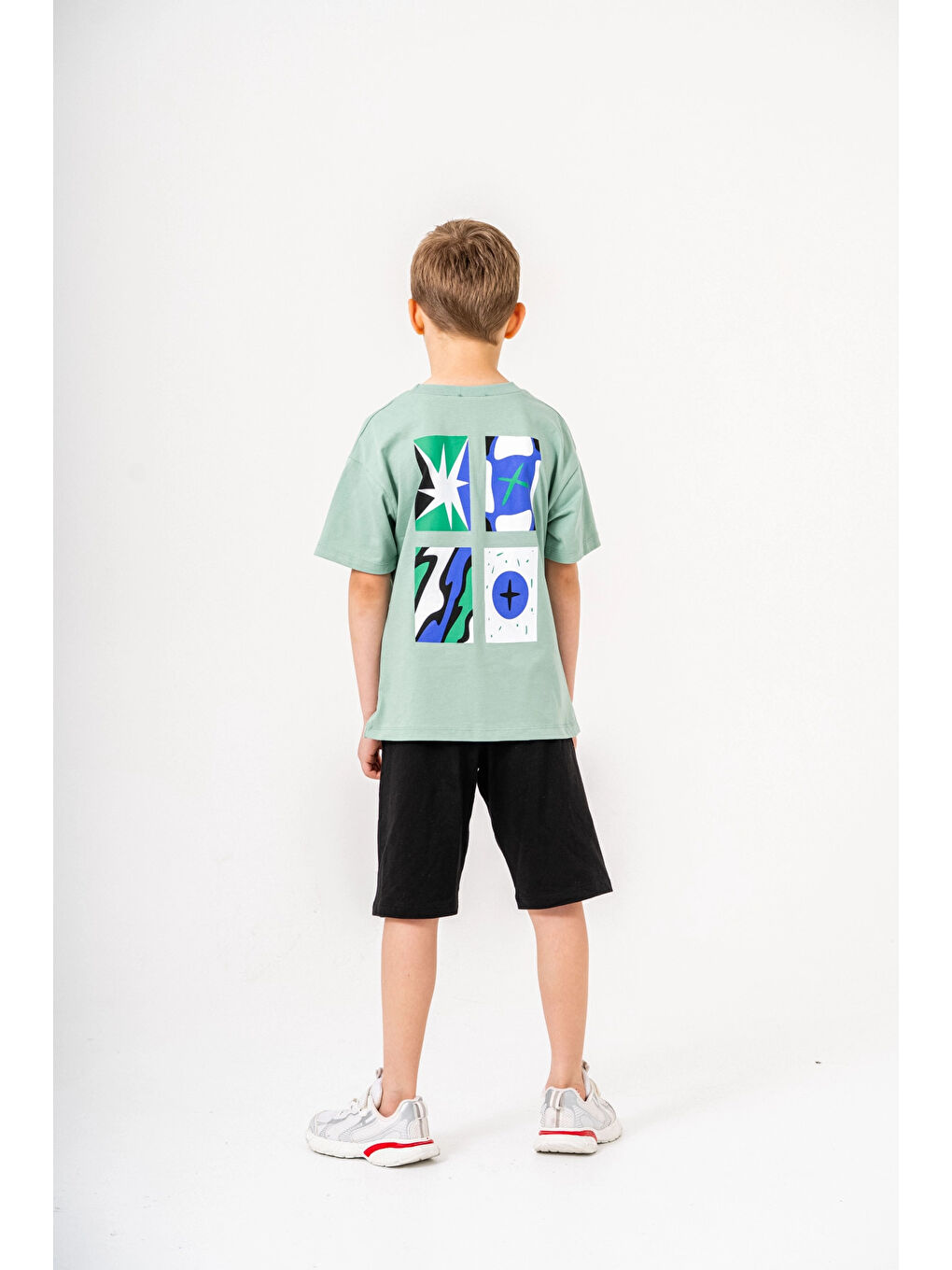 Turkuaz Sırtı Baskılı Şortlu Erkek Çocuk Takım 051-4