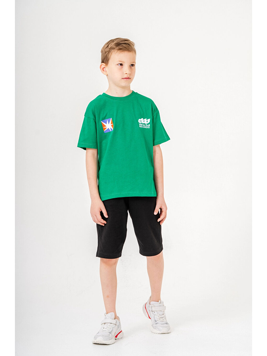 Yeşil Sırtı Baskılı Şortlu Erkek Çocuk Takım 051