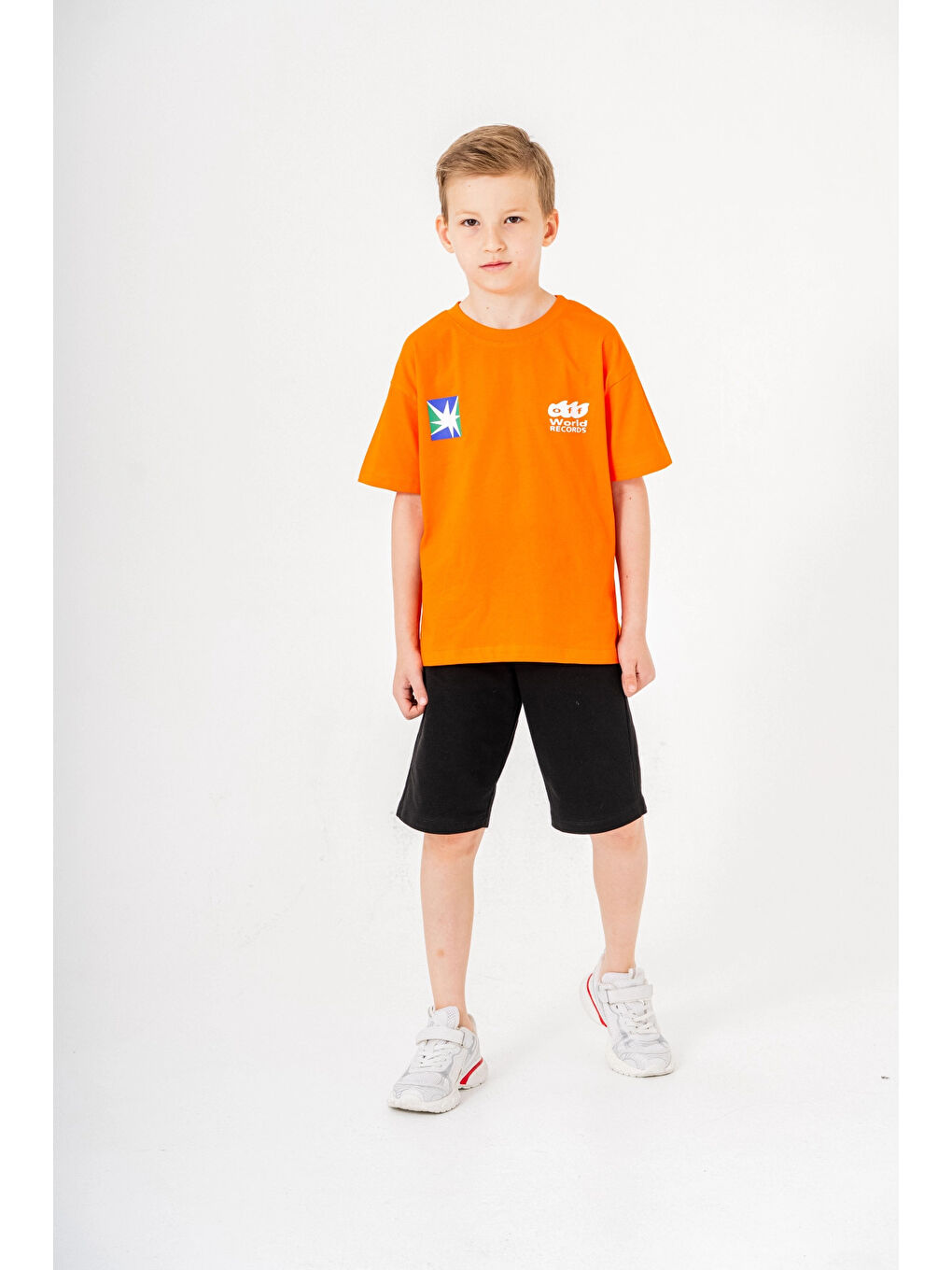 Turuncu Sırtı Baskılı Şortlu Erkek Çocuk Takım 051-1