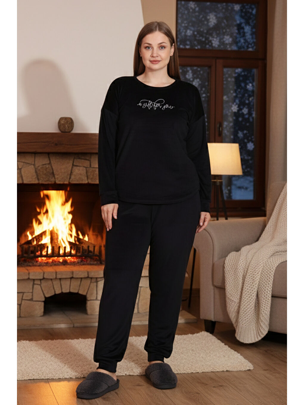 Büyük Beden Kadın Kadife Pijama Takımı 25392 Siyah