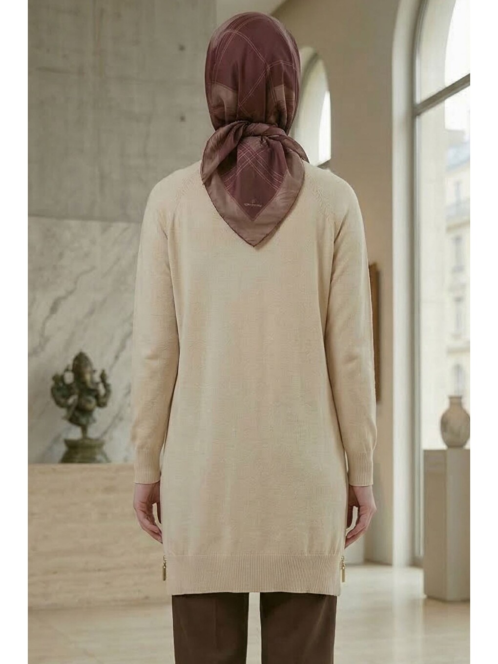 Bej Gülseli Yan Fermuarlı Tesettür Triko Tunik-3