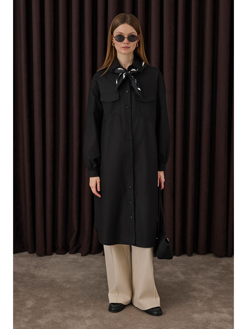 Uzun Büzgü Detaylı Gömlek Siyah-1