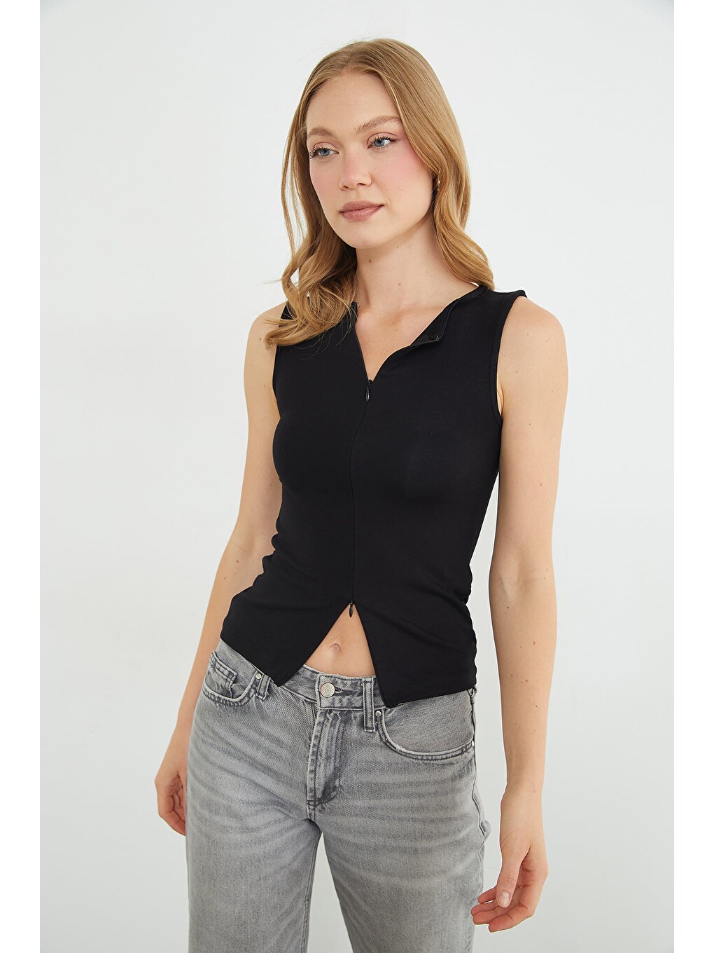 Siyah Çift Fermuarlı Slim Fit Bluz-4