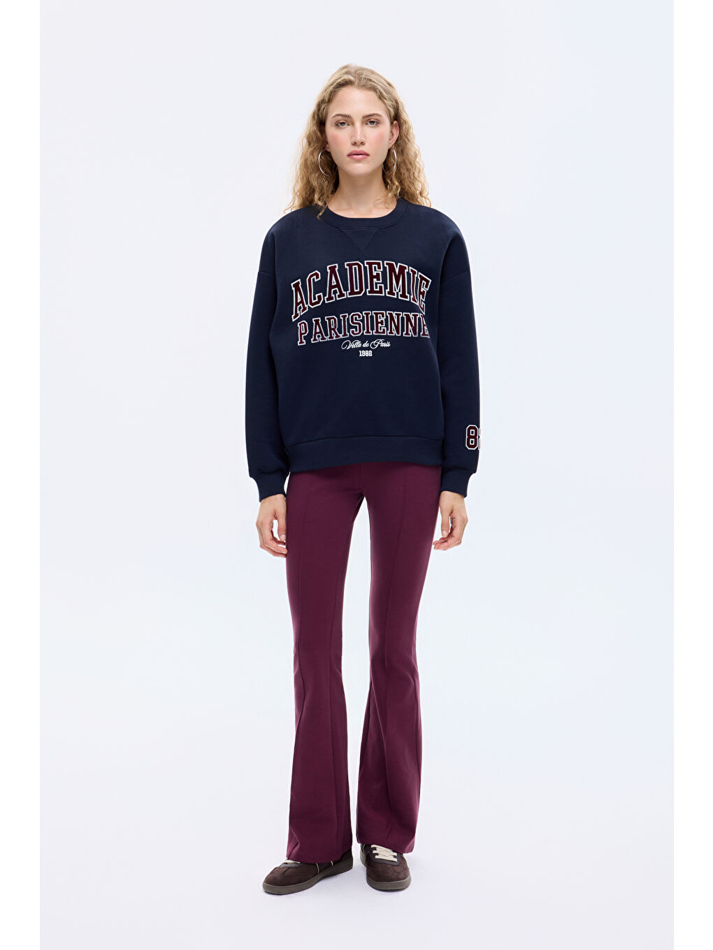 Yazı Baskılı Nakış İşlemeli Oversize Sweatshirt Lacivert-2