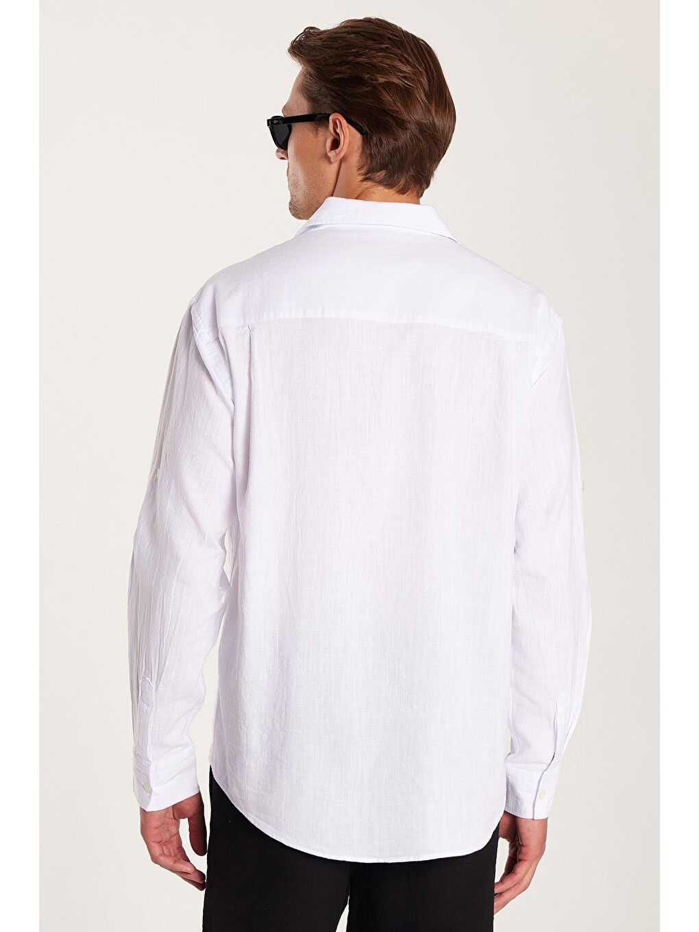 Erkek Relax Fit Rahat Kesim %100 Pamuk Keten Doku Apaş Yaka Beyaz Gömlek-4