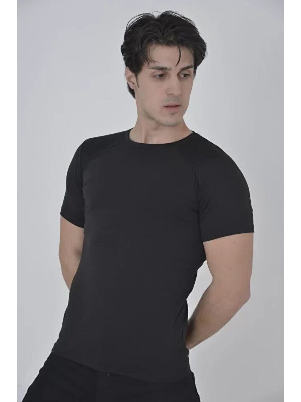 Erkek Omuz Fileli Slim Fit T-shirt - Siyah-1