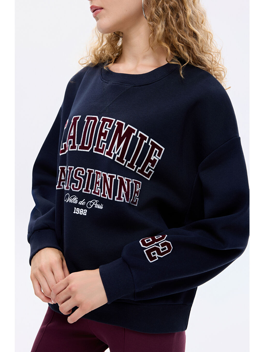 Yazı Baskılı Nakış İşlemeli Oversize Sweatshirt Lacivert-3