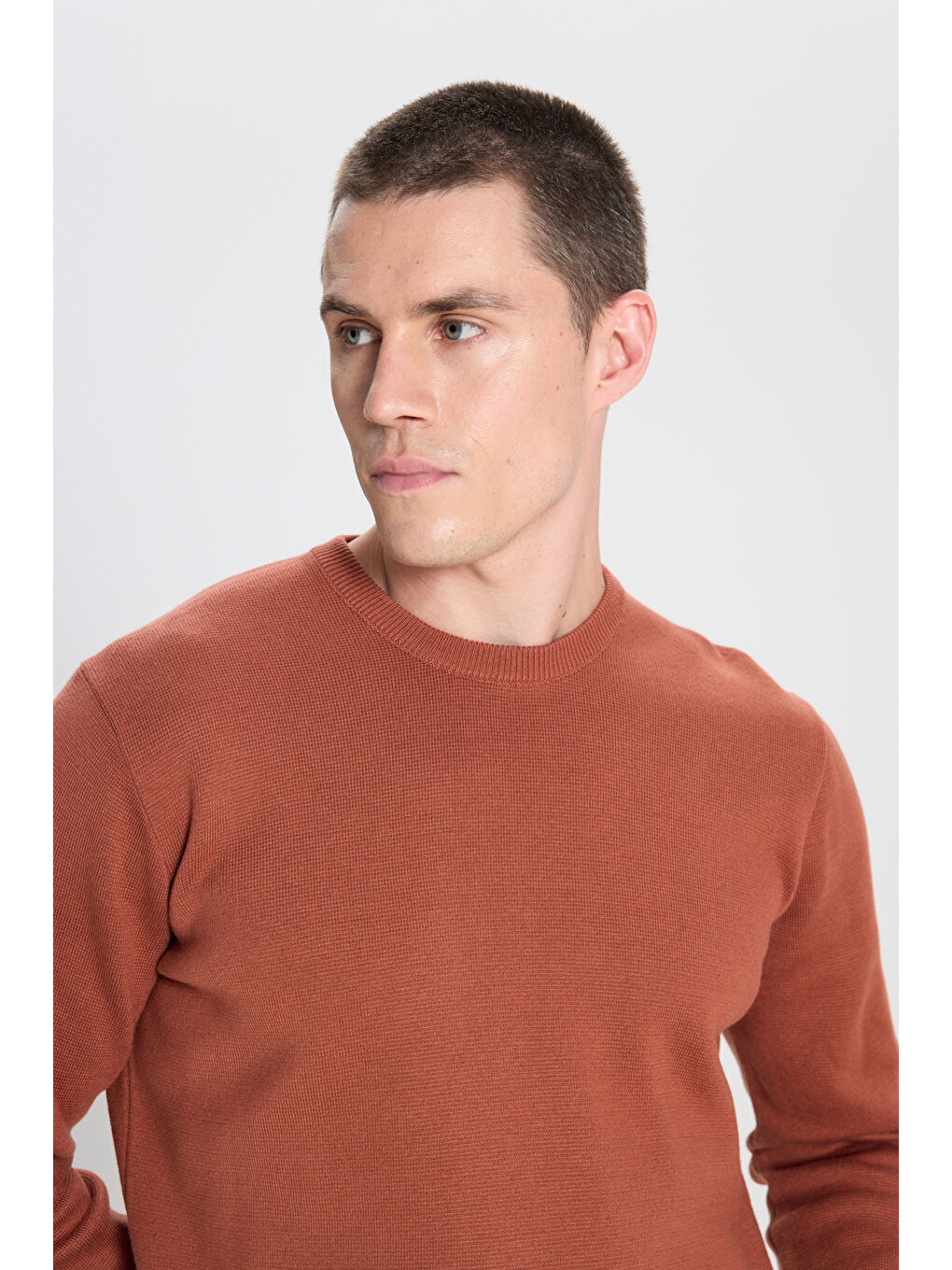 Regular Fit Normal Kesim Kahverengi Triko Kazak-3