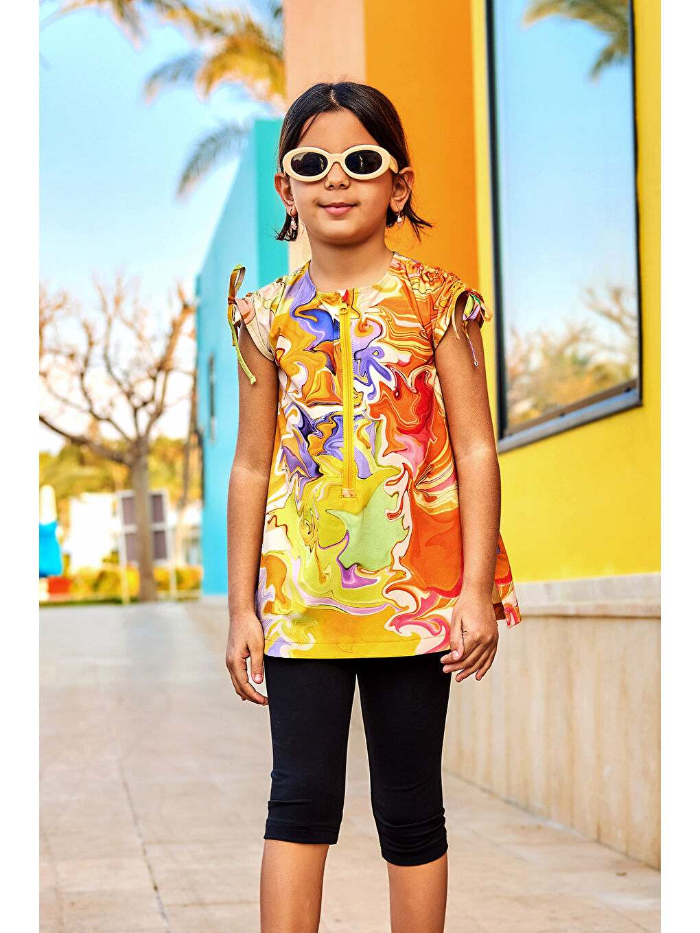 Lacivert Renkli UPF50+ Korumalı Kız Çocuk Mayosu C2504-2