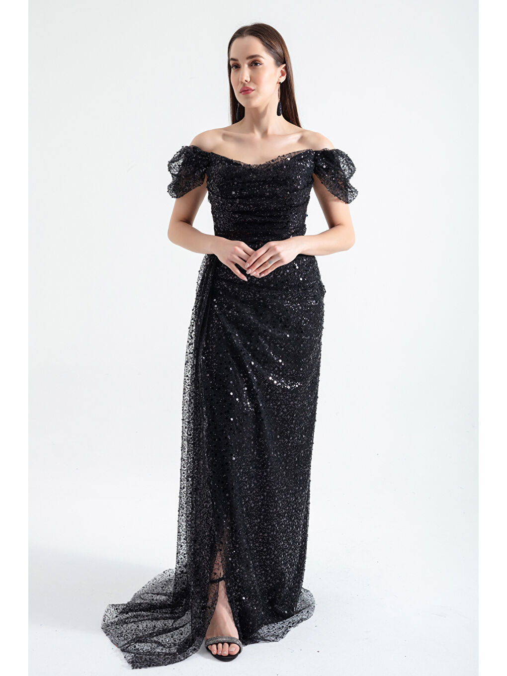 Kadın Siyah Kayık Yaka Kuyruklu Uzun Abiye Elbise