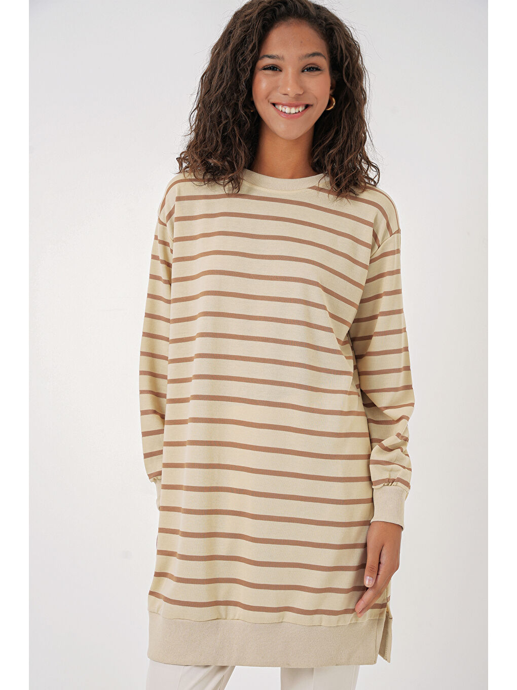 Bej 55452 Kadın Bisiklet Yaka Çizgili Tesettür Tunik - Bisküvi