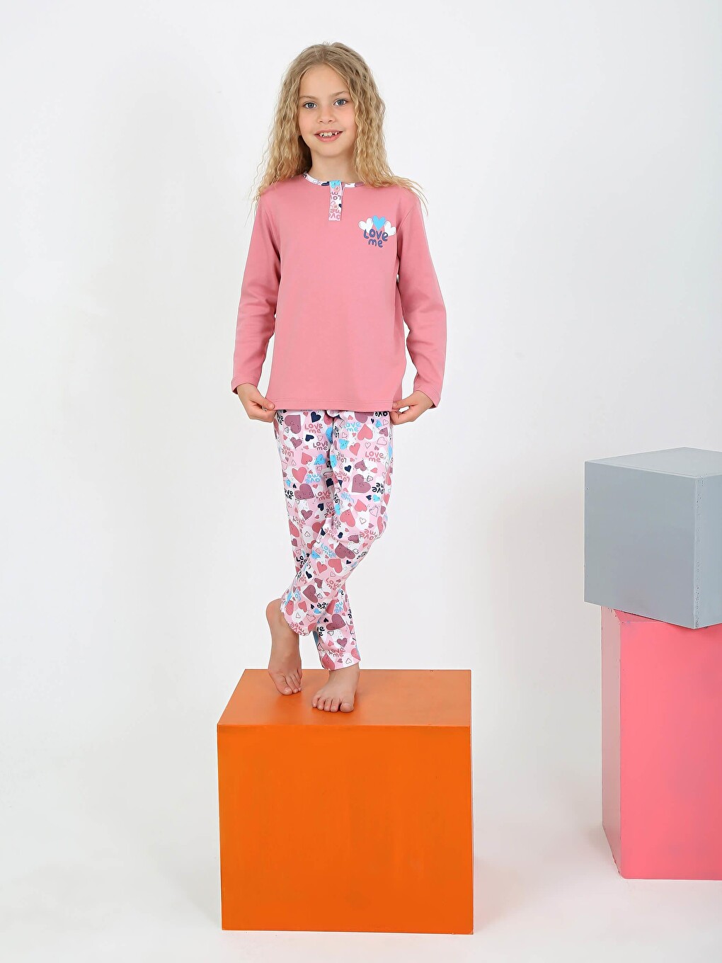 Pembe Kız Çocuk Uzun Kollu %100 Pamuklu Düğme Detaylı Pijama Takımı Love Me