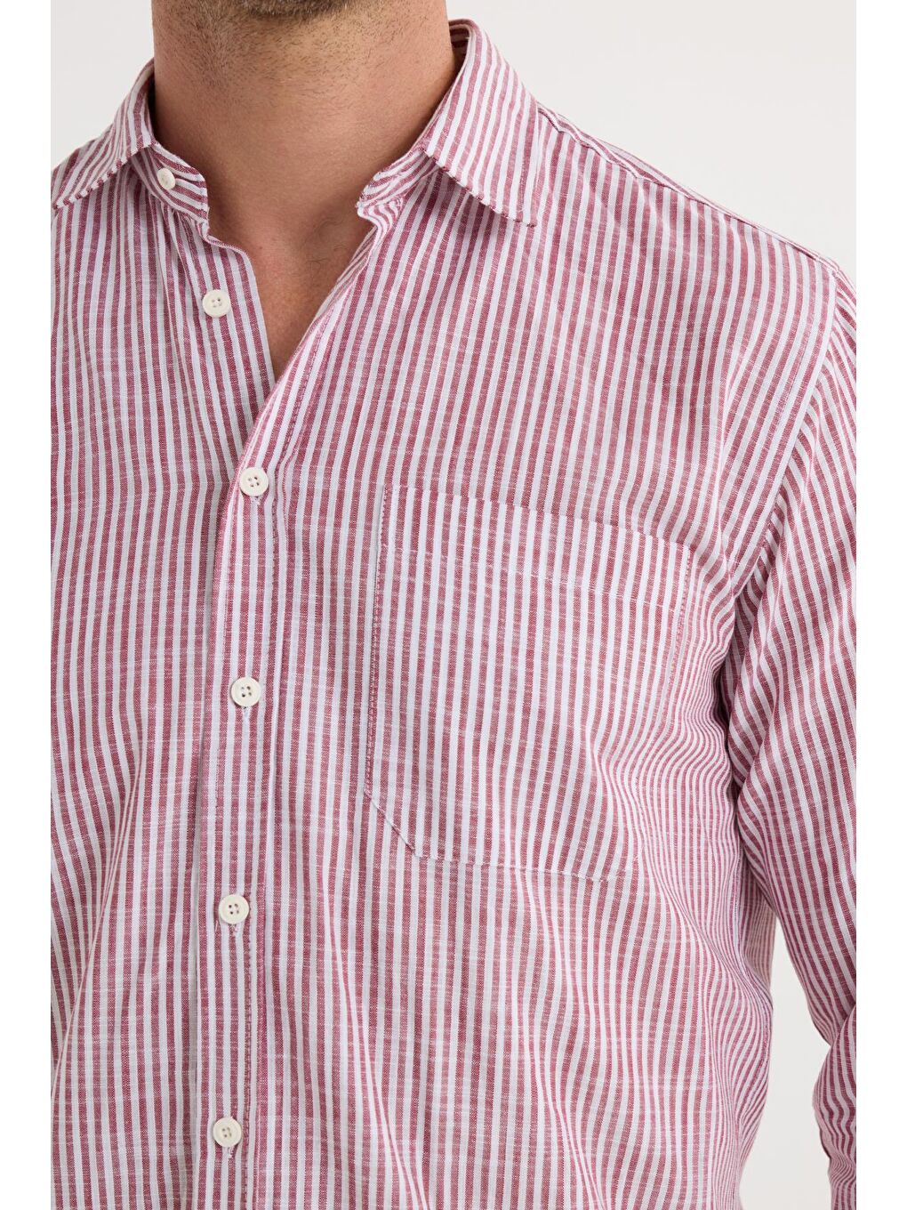 Erkek Regular Fit Klasik Kesim Uzun Kollu %100 Pamuk Keten Doku Tek Cepli Bordo Çizgili Gömlek-2