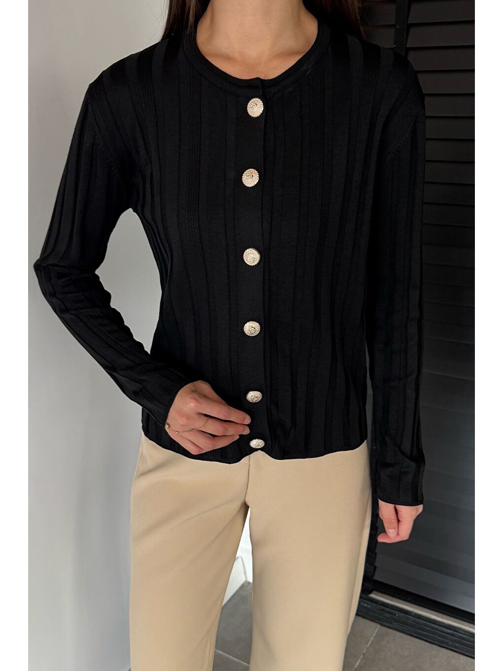 Siyah Kadın Düğme Detaylı Triko Hırka (m-l-xl Uyumludur)-1