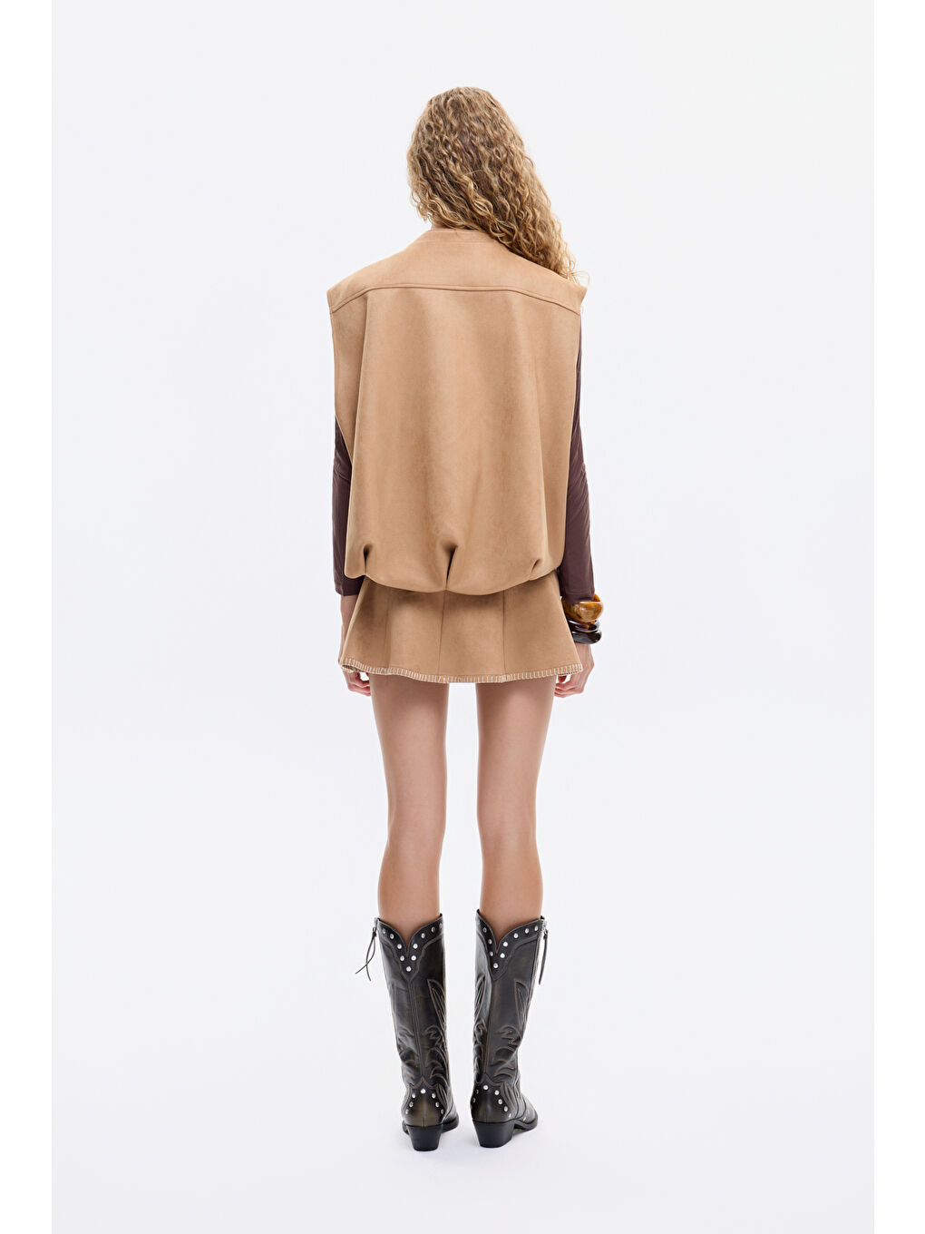 Zikzak Dikiş Detaylı Beli Lastikli Süet Görünümlü Yelek Bej-5