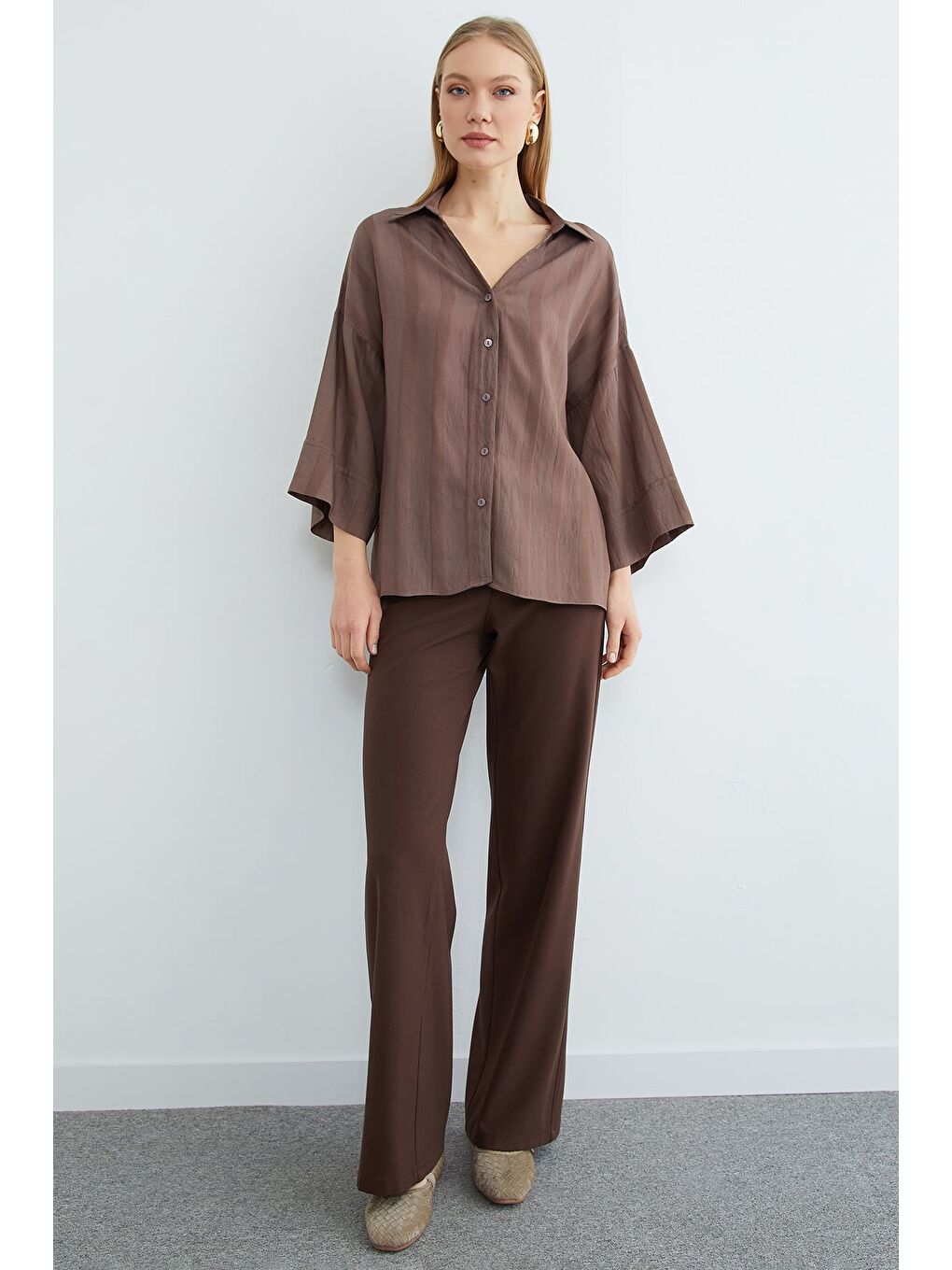 Kahverengi Çizgili Kapri Kol Salaş Gömlek-2