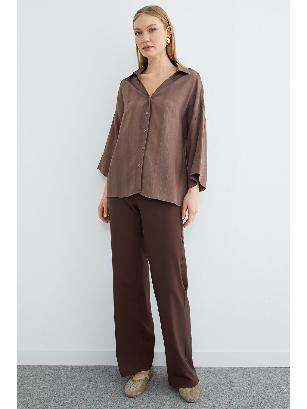 Kahverengi Çizgili Kapri Kol Salaş Gömlek-4