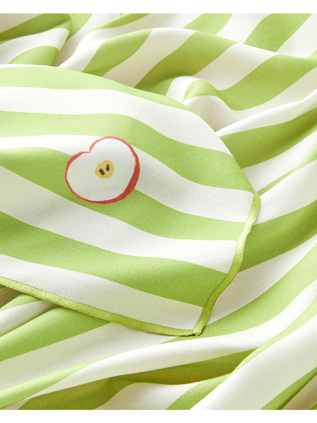 Summer Apple Polyester Masa Örtüsü 150x200 cm Yeşil-2