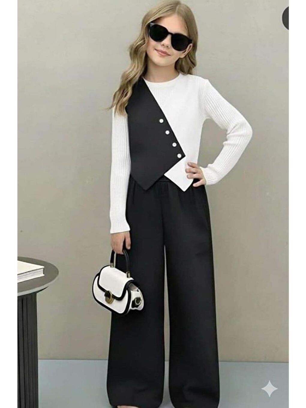 Kız Çocuk Çift Renk Badili Yelek Palazzo Pantolon Siyah Alt Üst Takım