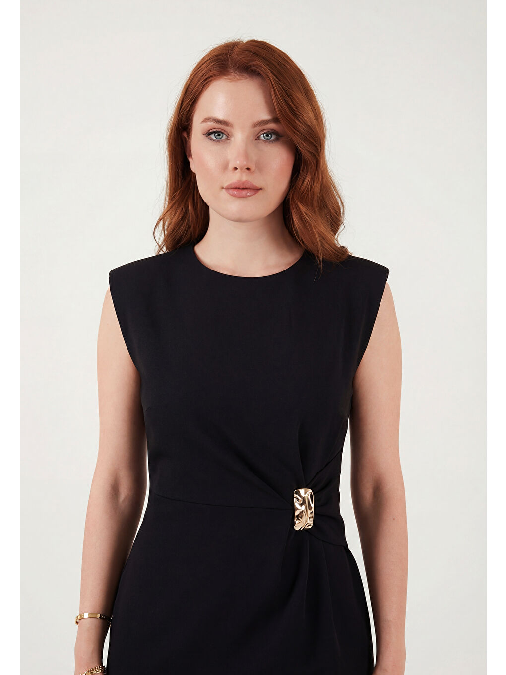 Siyah Bisiklet Yaka Kolsuz Mini Elbise 6525719-3