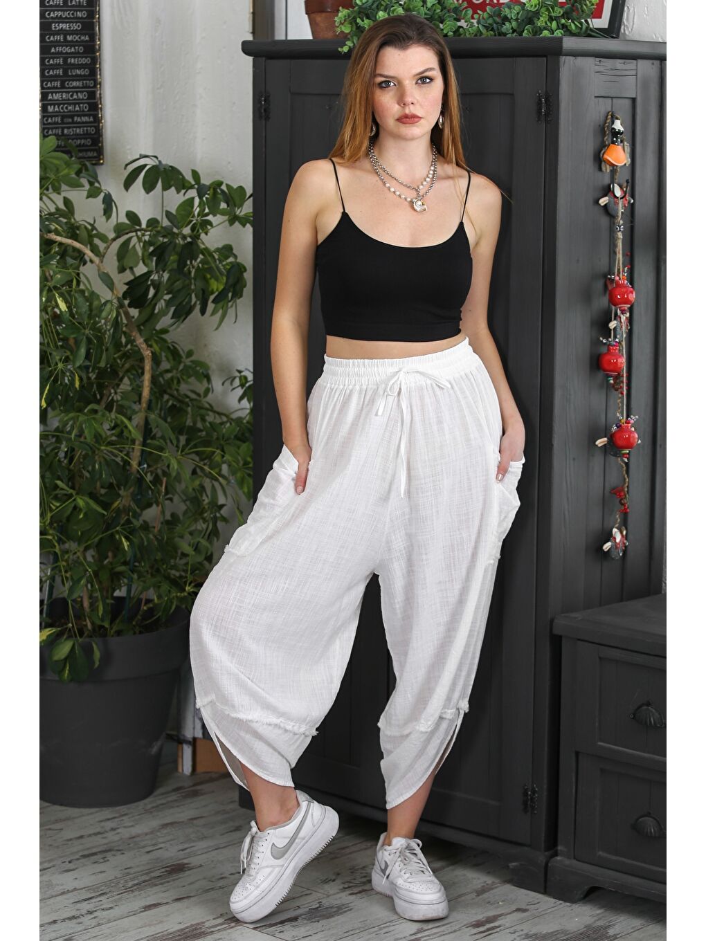 İtalyan Beyaz Çift Cepli Yıkamalı Lastikli Bel Şalvar Paça Casual Dokuma Pantolon-2