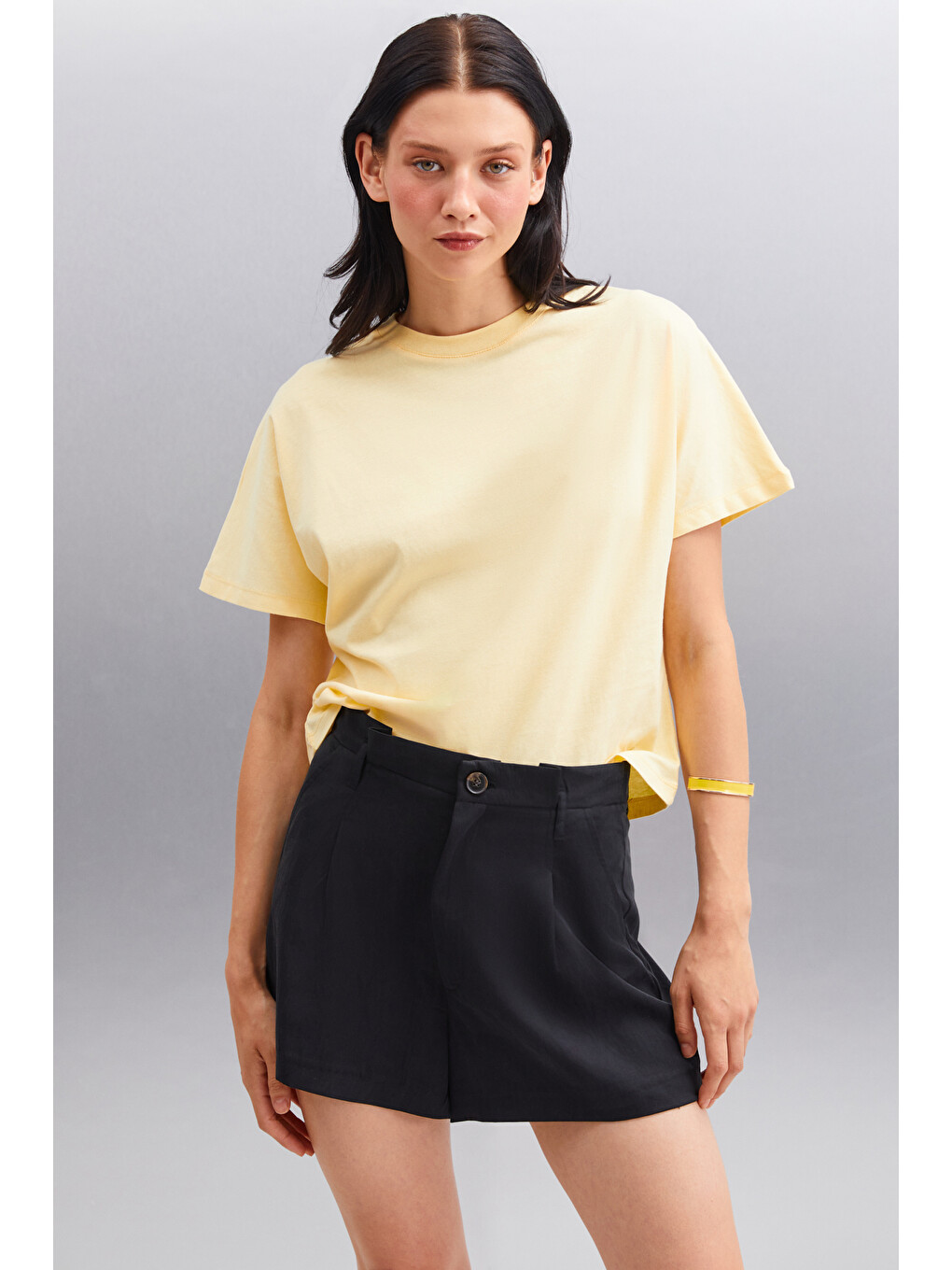 Sarı LOTTIE Kadın %100 Organik Pamuklu Regular Kalıp Bisiklet Yaka Basic Kısa Kollu SARI T-Shirt-3