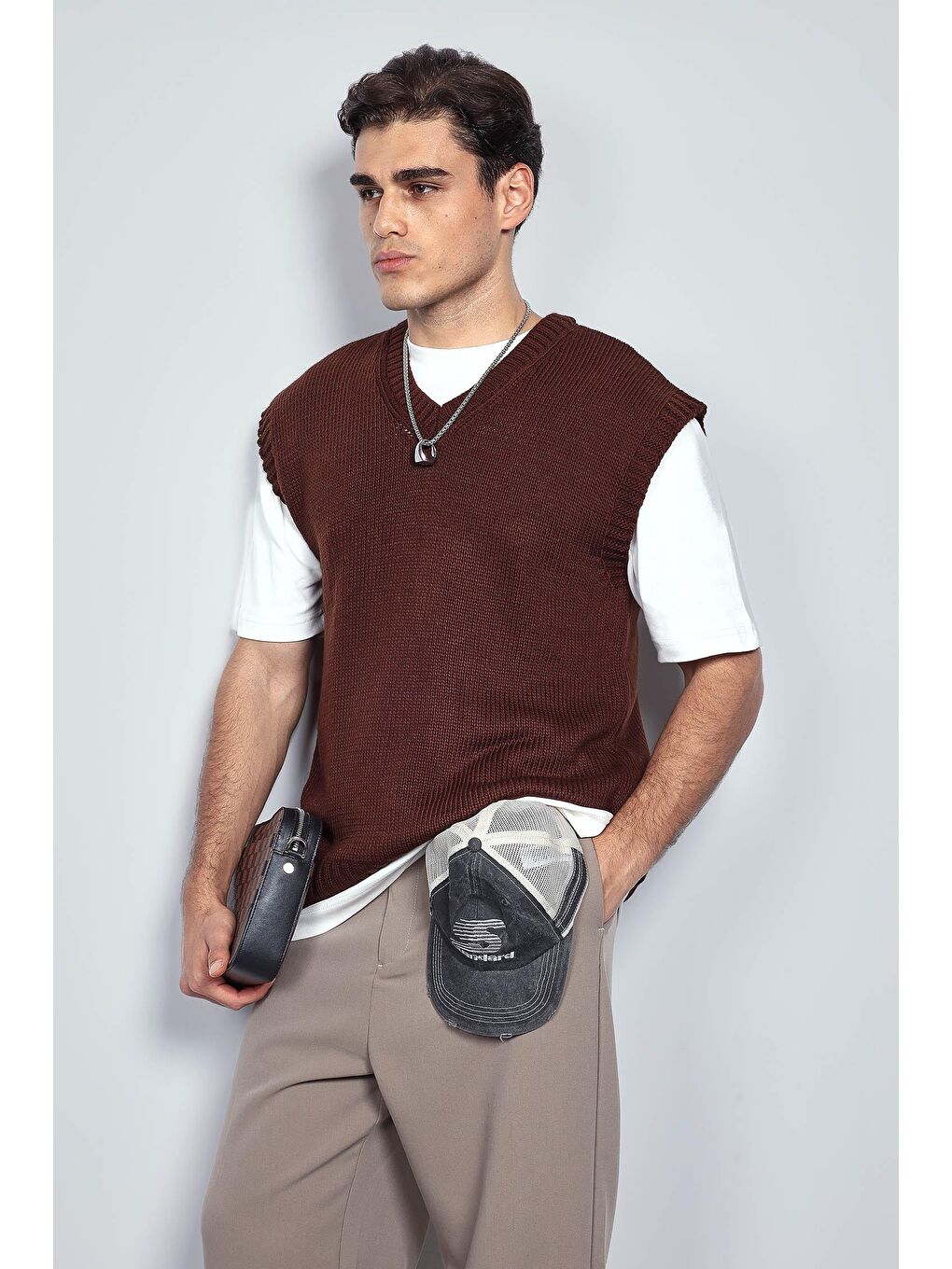 Kahverengi Erkek Oversize V Yaka Triko Süveter Kahve-3