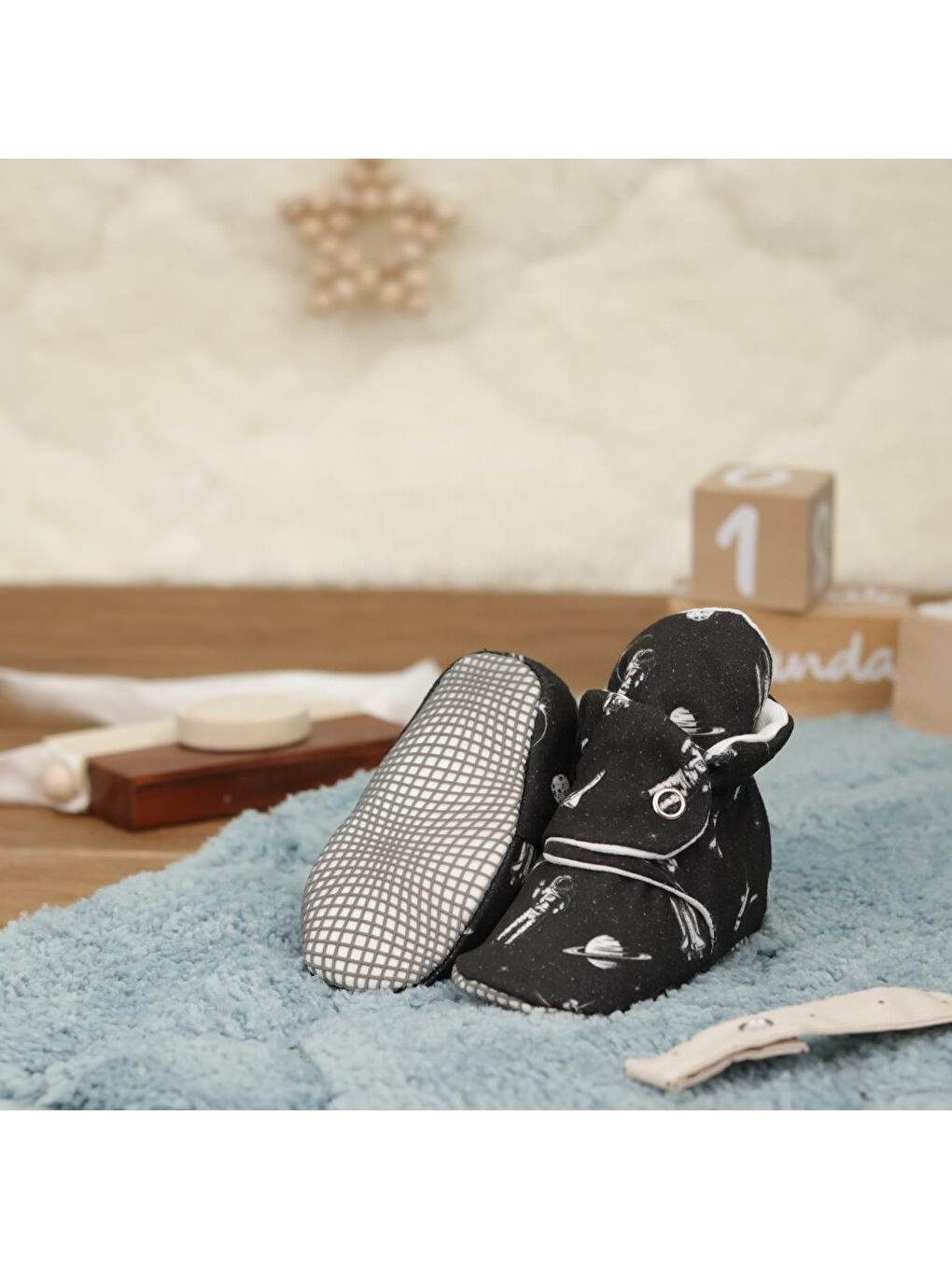 Siyah Organik Pamuk Bebek Patiği, Kaydırmaz Taban, Pamuklu Yenidoğan Pandufu Ev Kreş Ayakkabısı, Astronot-4