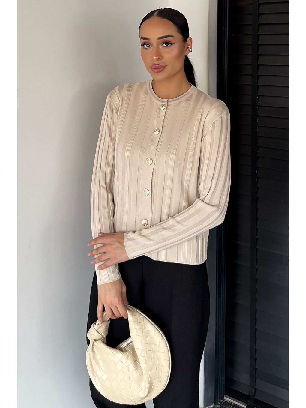 Bej Kadın Düğme Detaylı Triko Hırka (m-l-xl Uyumludur)-2