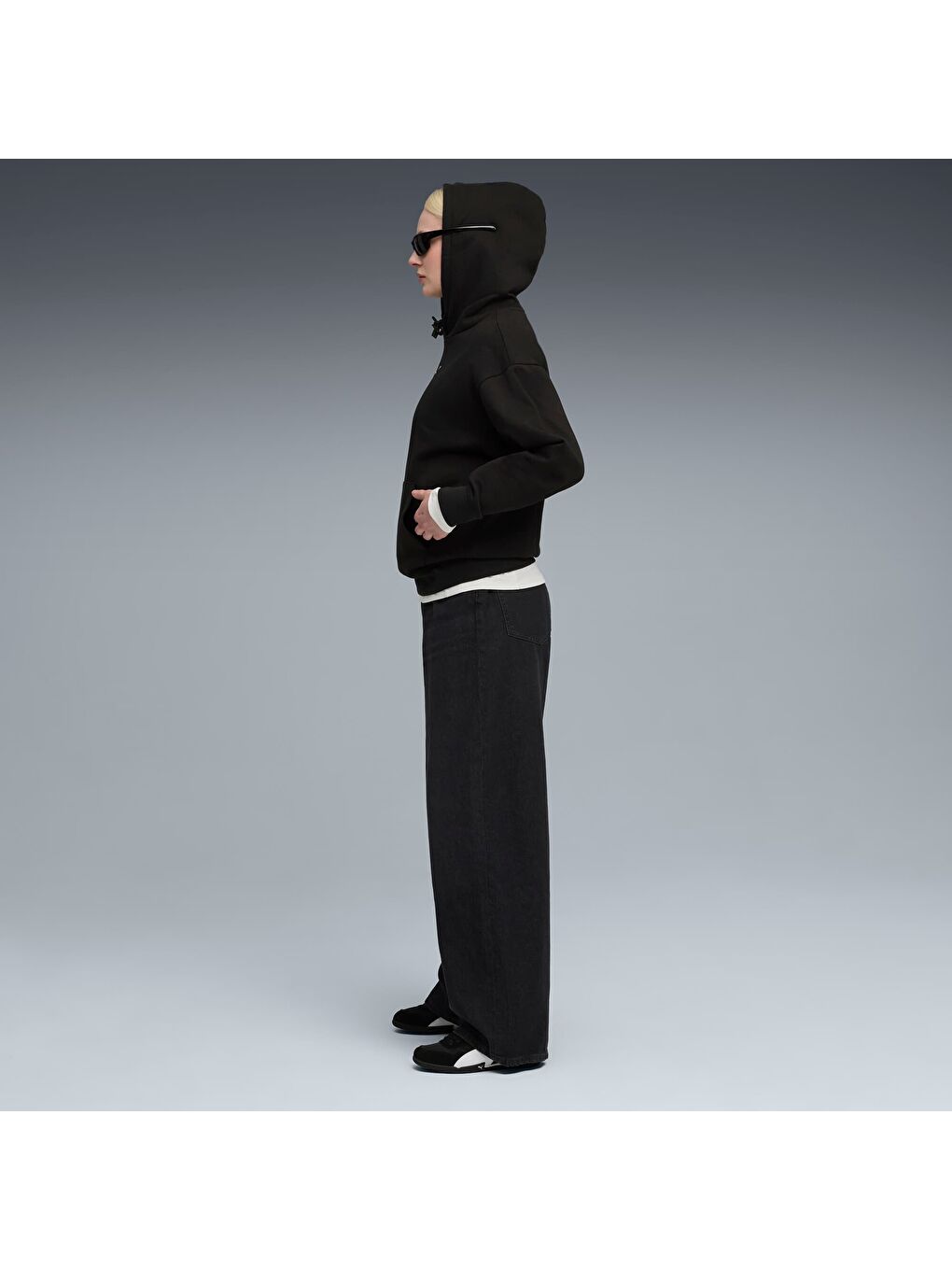 Siyah ESSENTIALS Nature 2.0 Comfort Kadın Kapüşonlu SWEATSHIRT-1