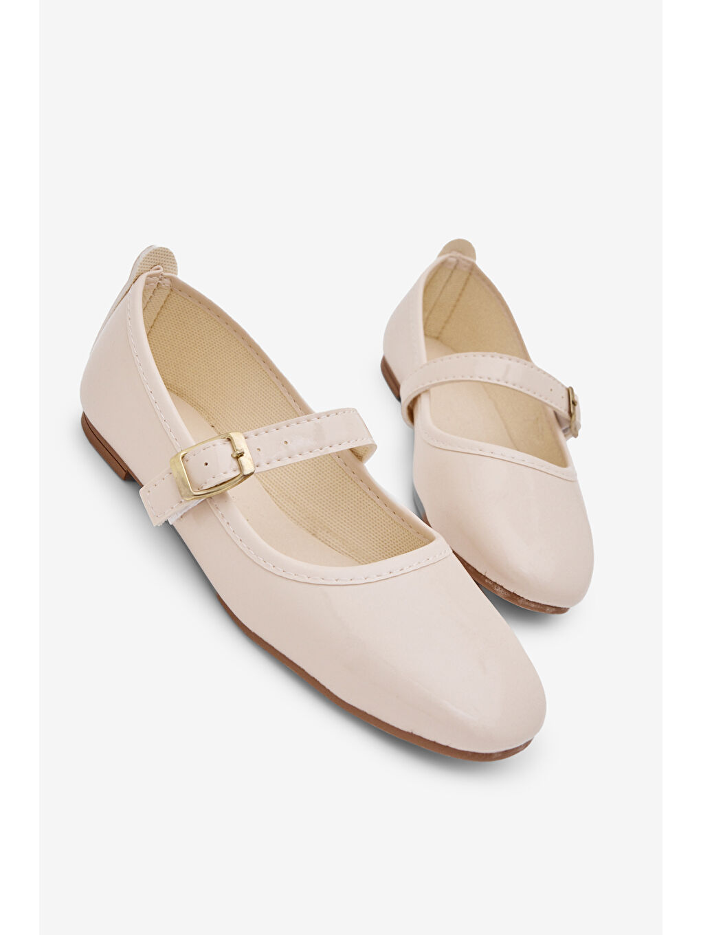 Kadın Bej Kadın Üstten Kemerli Tokalı Rahat Günlük Babet-2