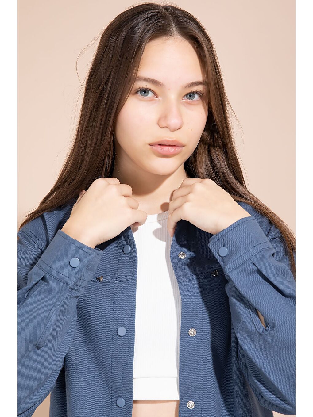 İndigo Kalp İşlemeli Gömlekli Geniş Paça Pantolonlu Kız Çocuk Gabardin Takım 23555-2