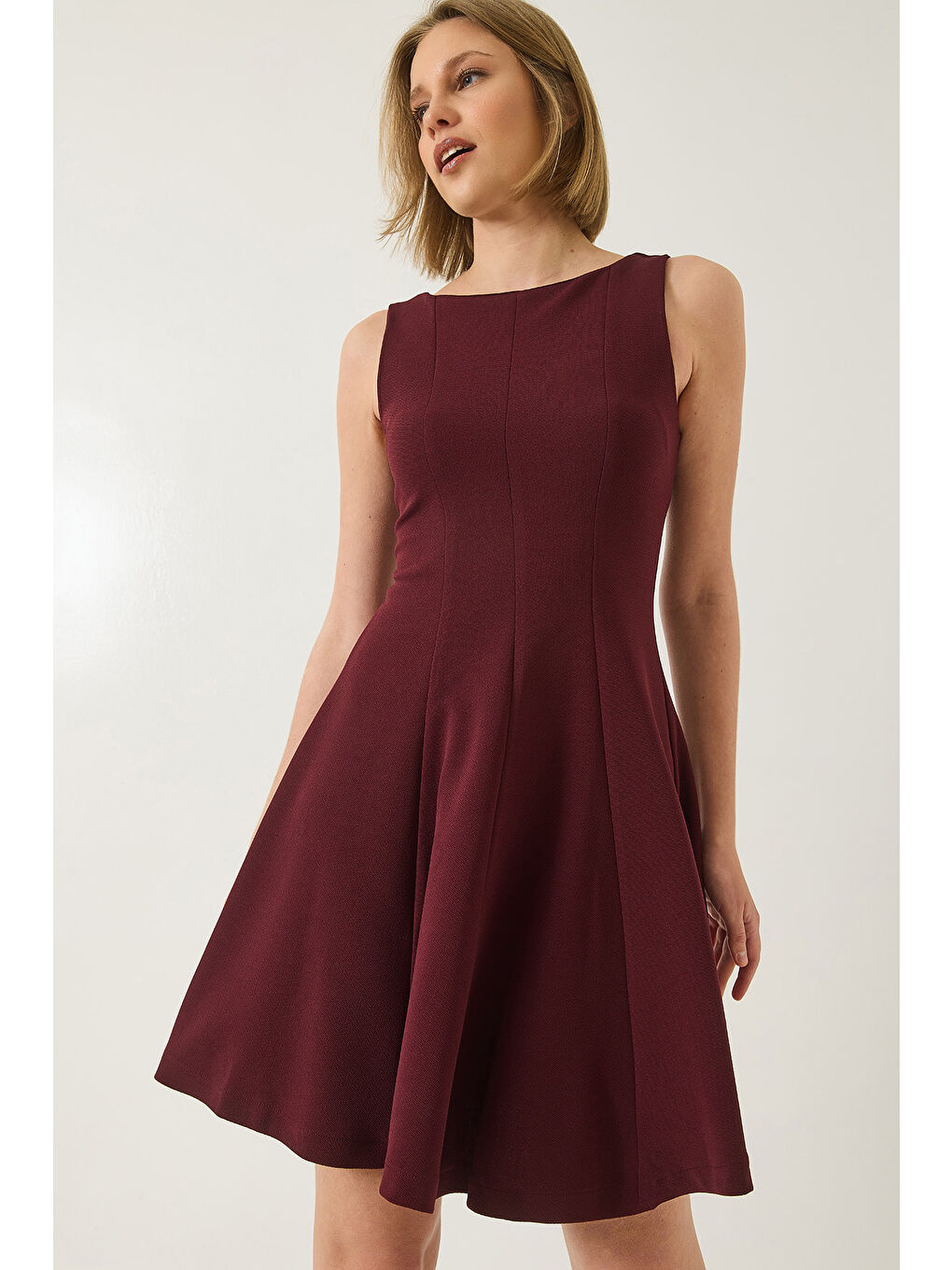 Bordo Kadın Kayık Yaka Godeli Mini Elbise-4