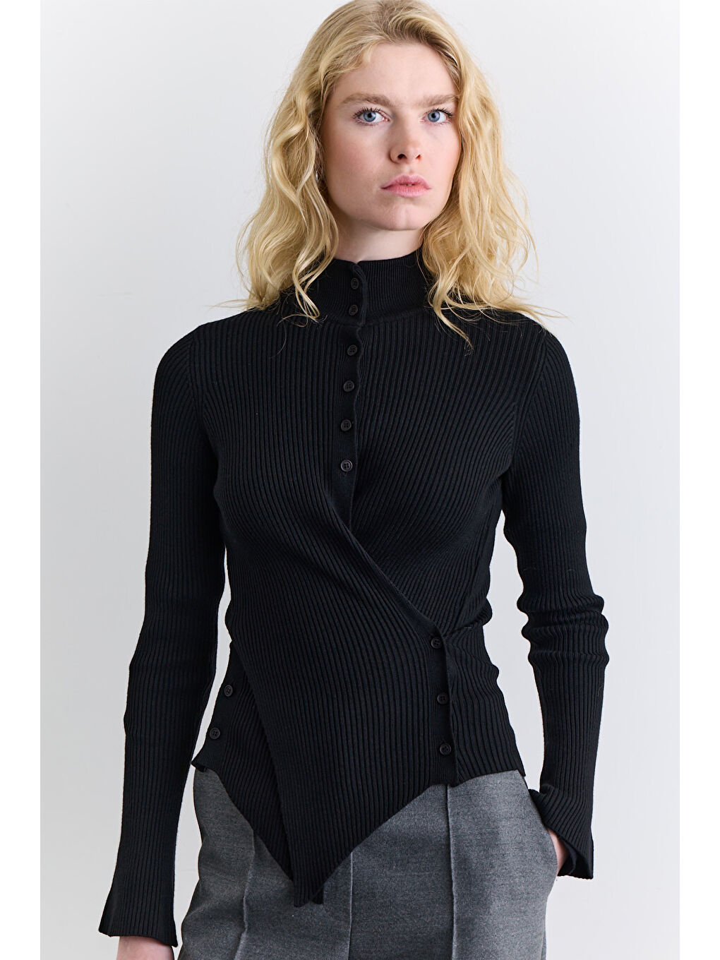 Çapraz Kapamalı Hırka Siyah-2