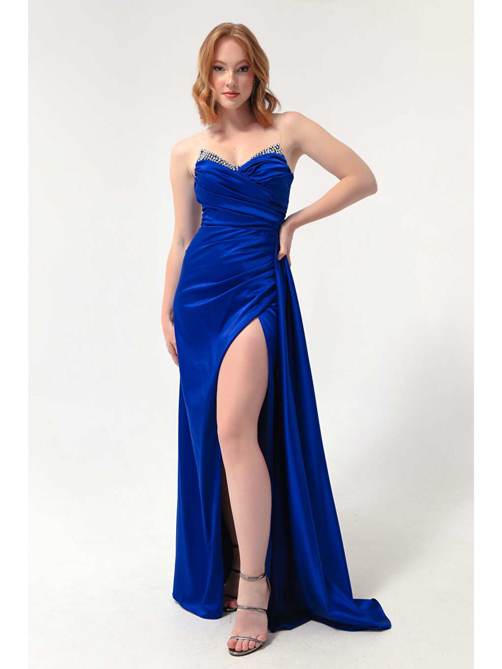 Mavi Kadın Saks Göğüs Taşlı Uzun Abiye Elbise-1