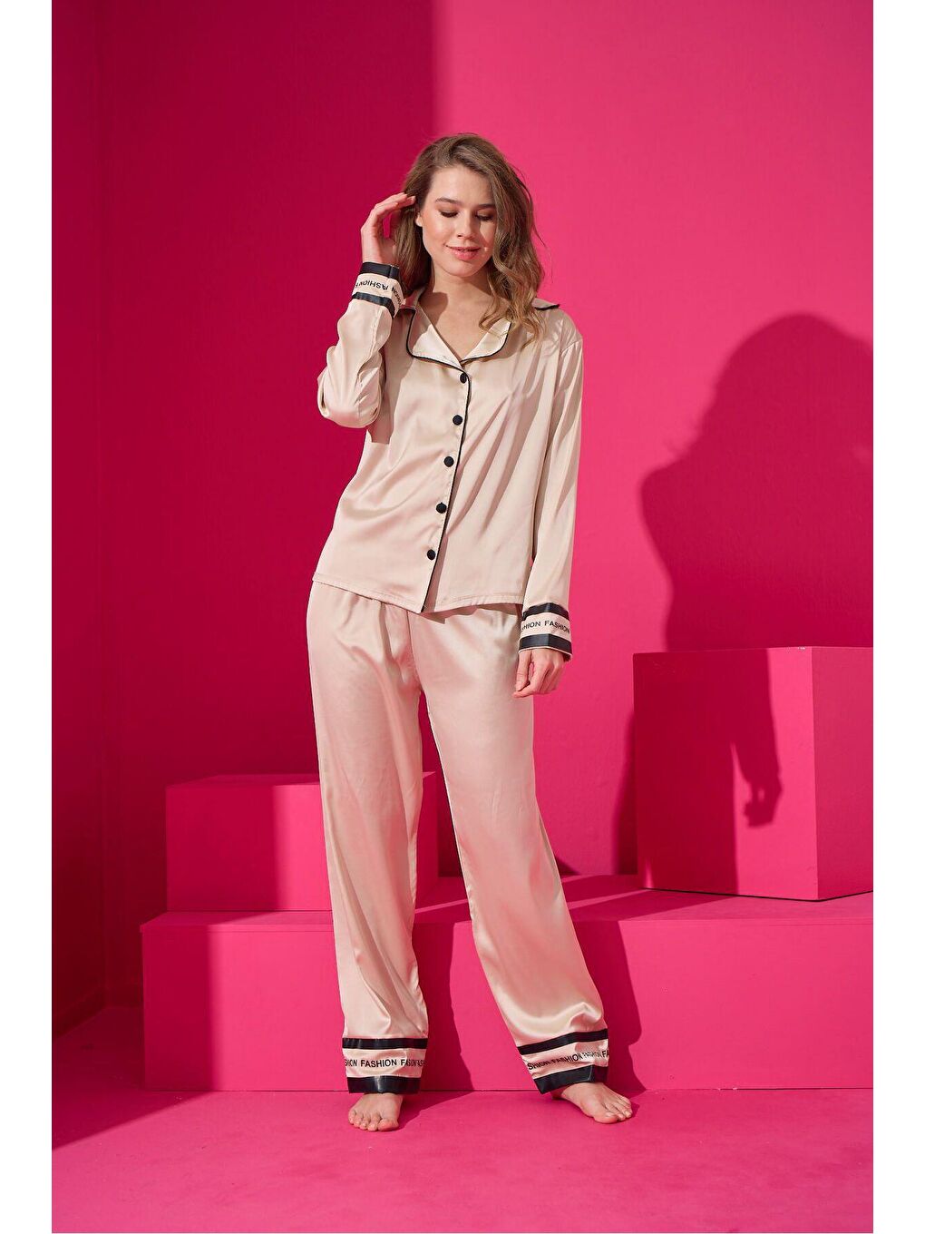 Bej Saten Düğmeli Pijama Takim 9505-6-1