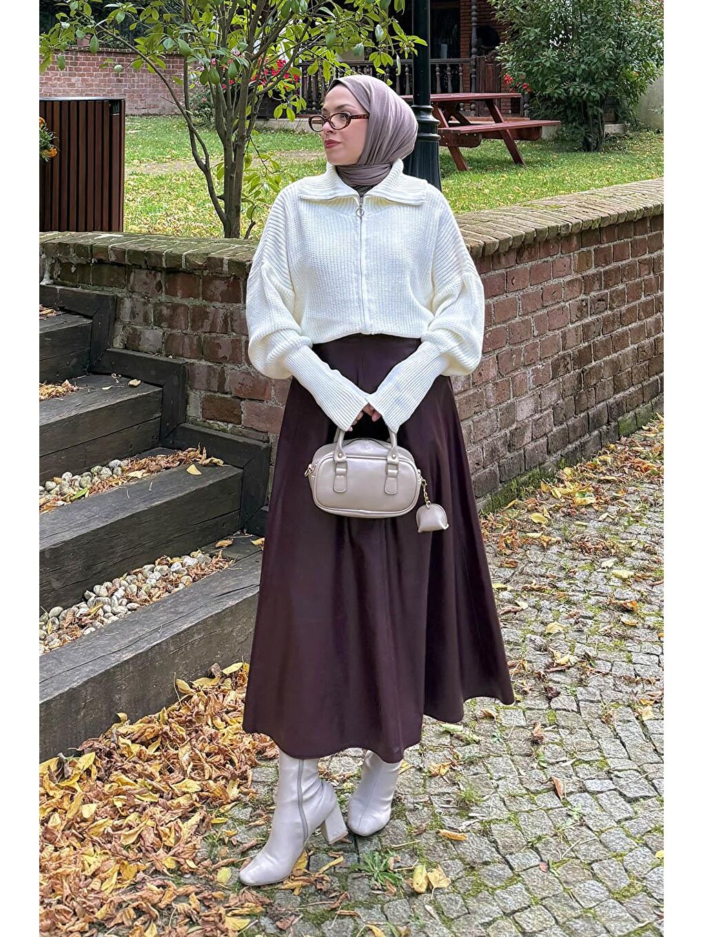 Ekru Fermuarlı Triko Hırka Krem