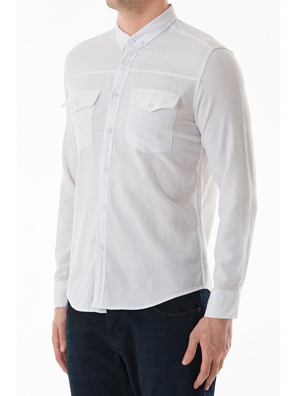 Beyaz Çift Cepli Düğmeli Gömlek-4