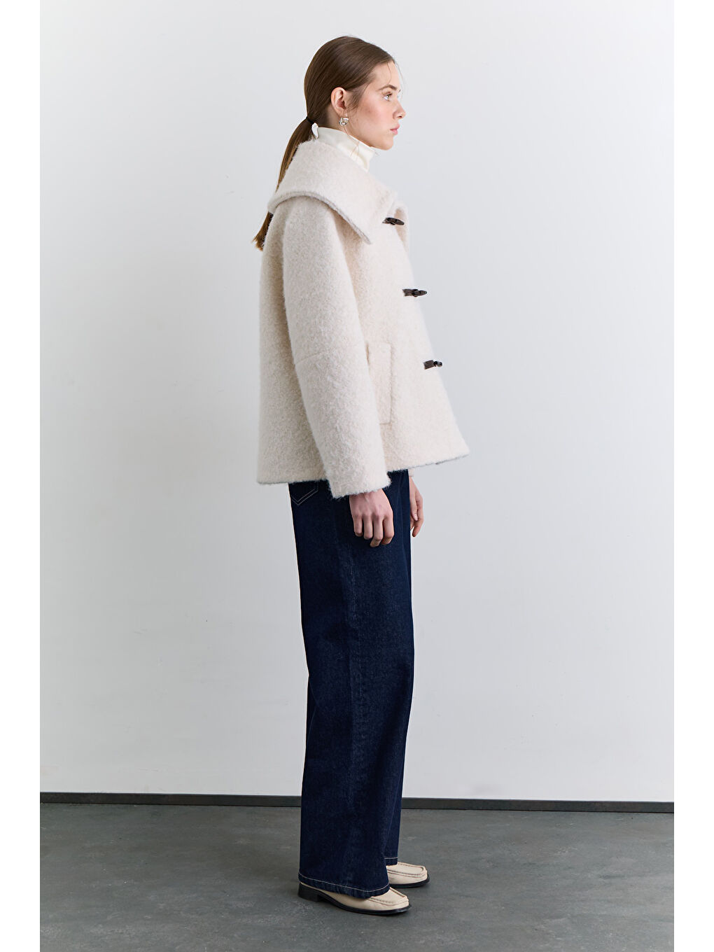 Düğmeli Geniş Yaka Kaban Ekru-4