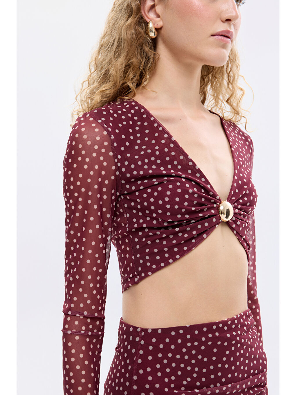 Puantiyeli Toka Aksesuarlı Transparan Bluz Mürdüm-3