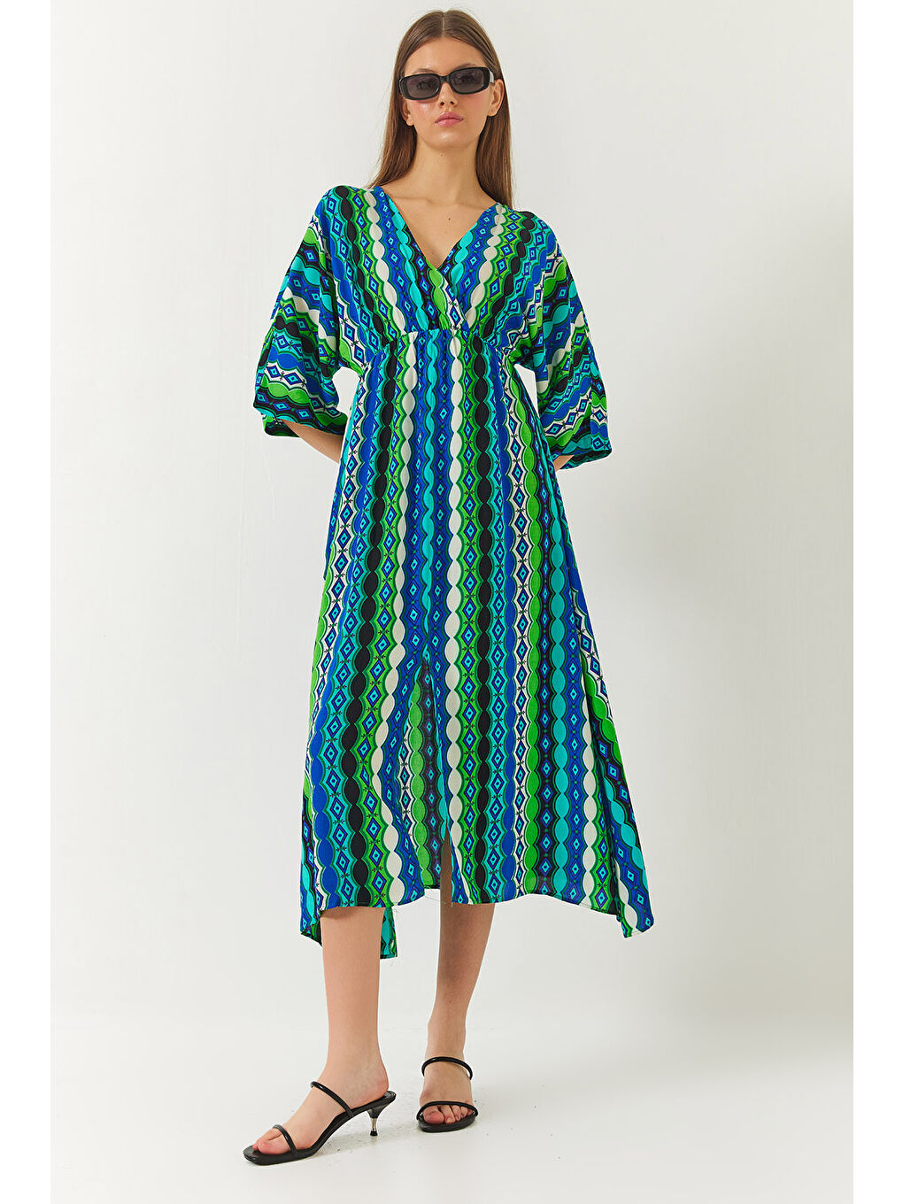 Turuncu Kadın Kruvaze V Yaka Önden Yırtmaç Detaylı Desenli Elbise