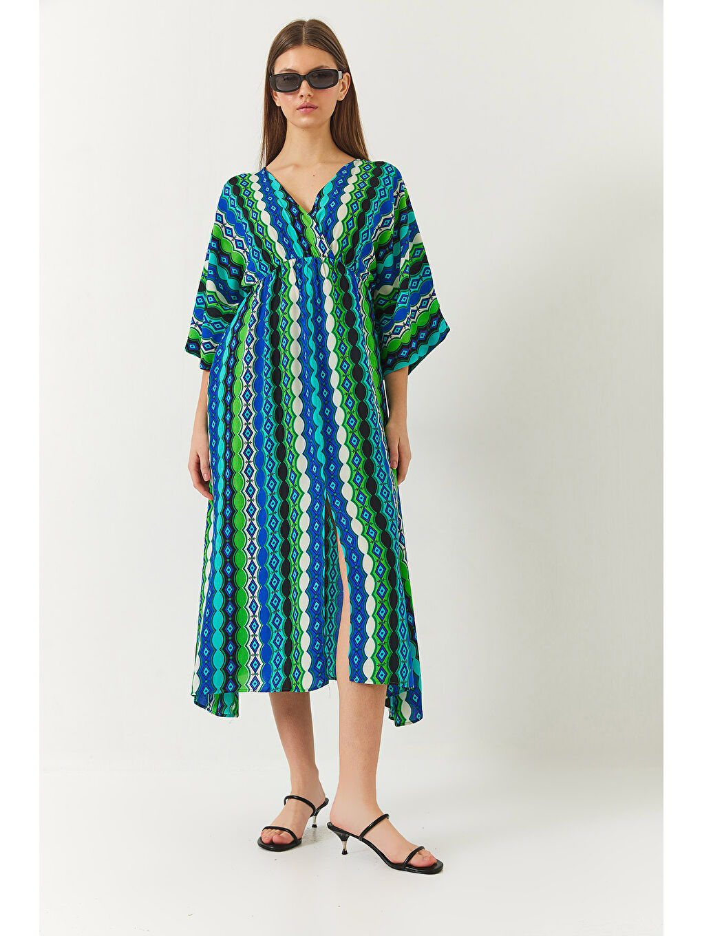 Turuncu Kadın Kruvaze V Yaka Önden Yırtmaç Detaylı Desenli Elbise-1