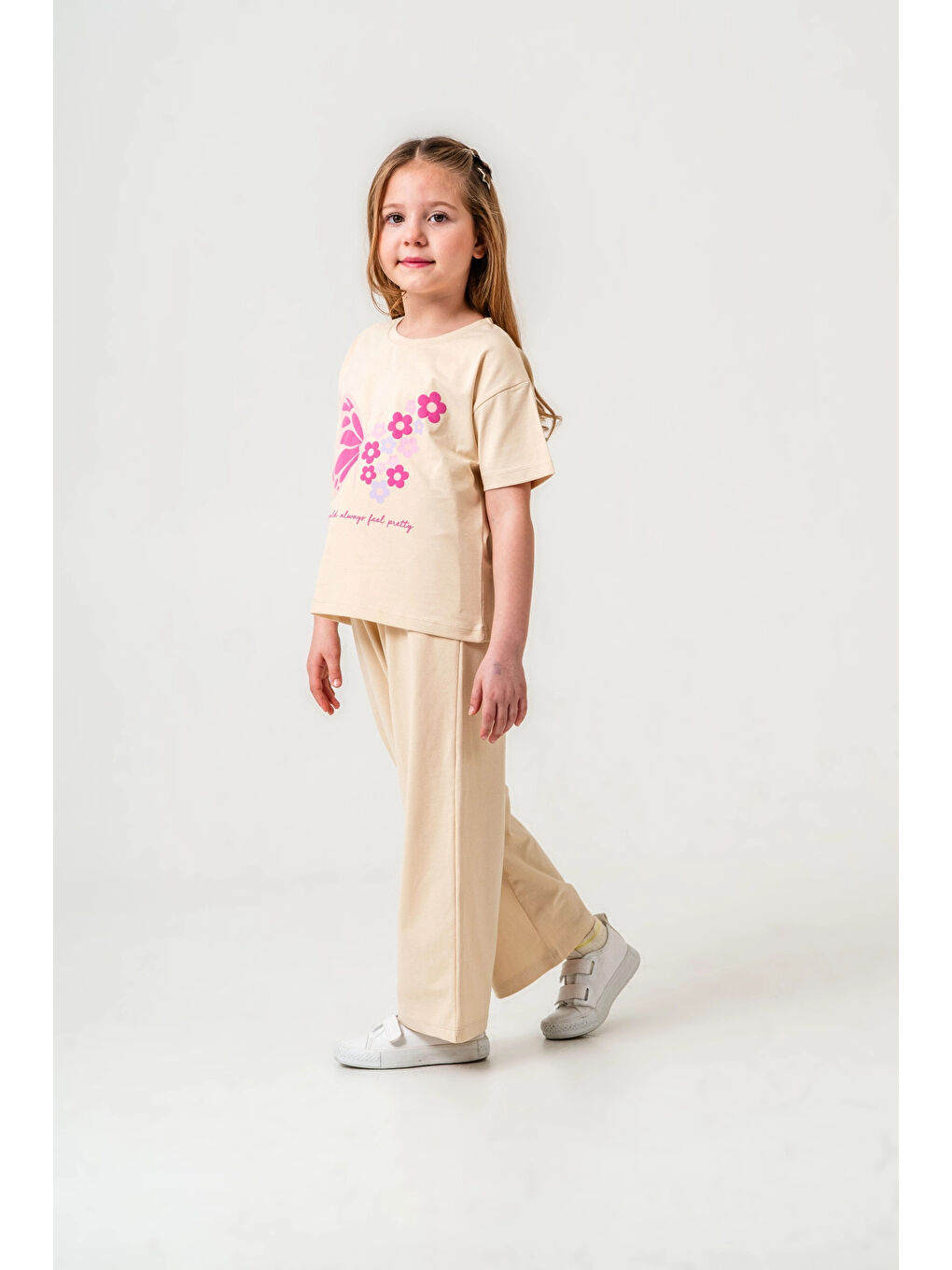 Bej Kelebek Baskılı Kız Çocuk Takım 034-1
