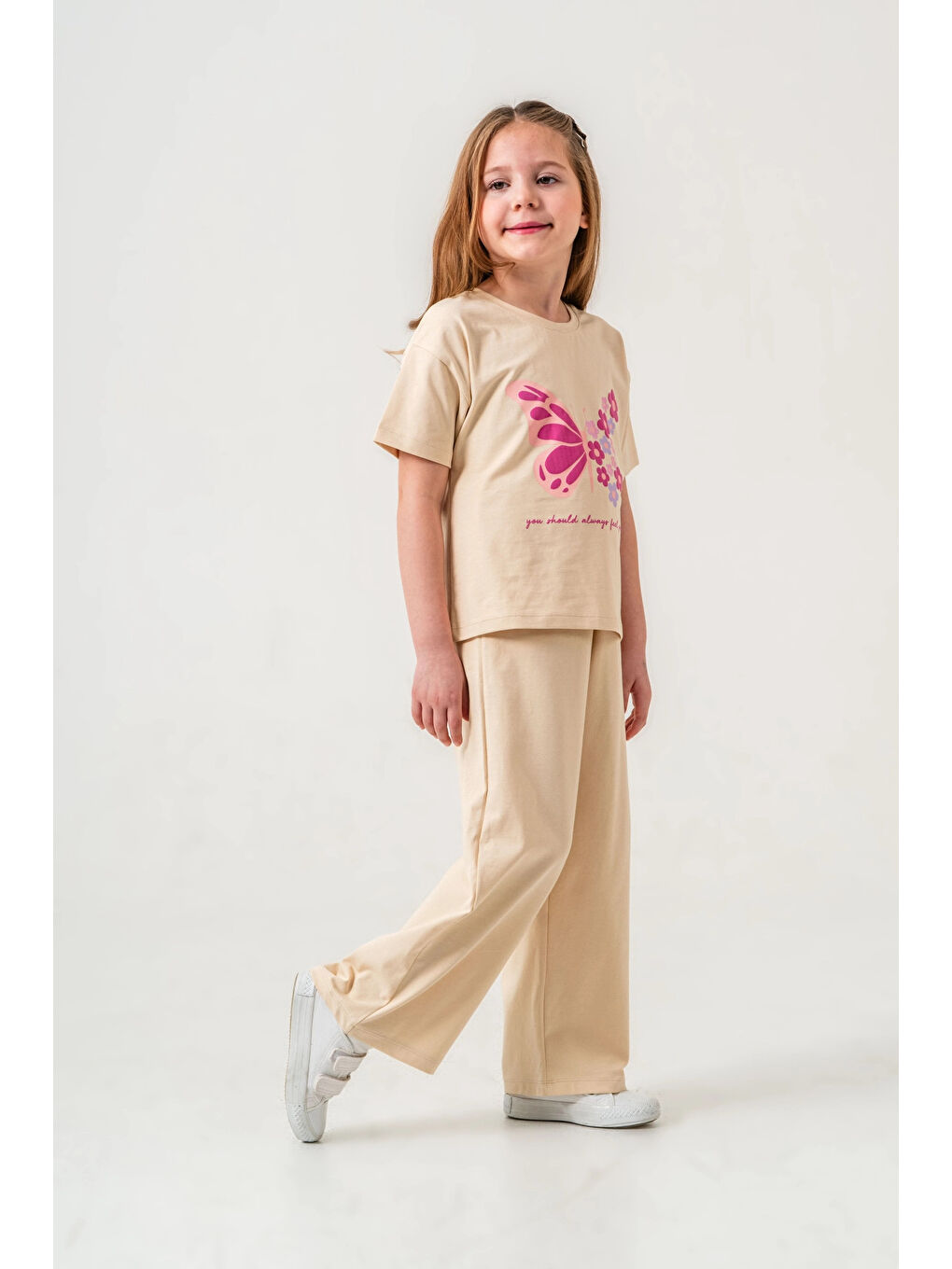 Bej Kelebek Baskılı Kız Çocuk Takım 034-2