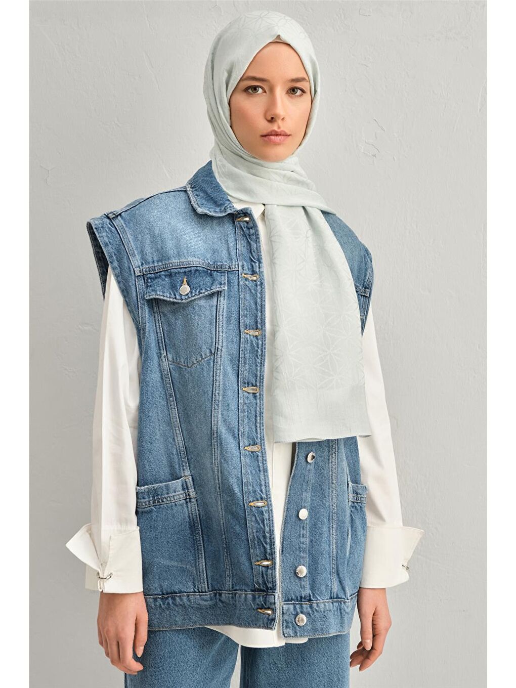 Gri Lyocell Naia Yıldız Desen Şal 1113-18