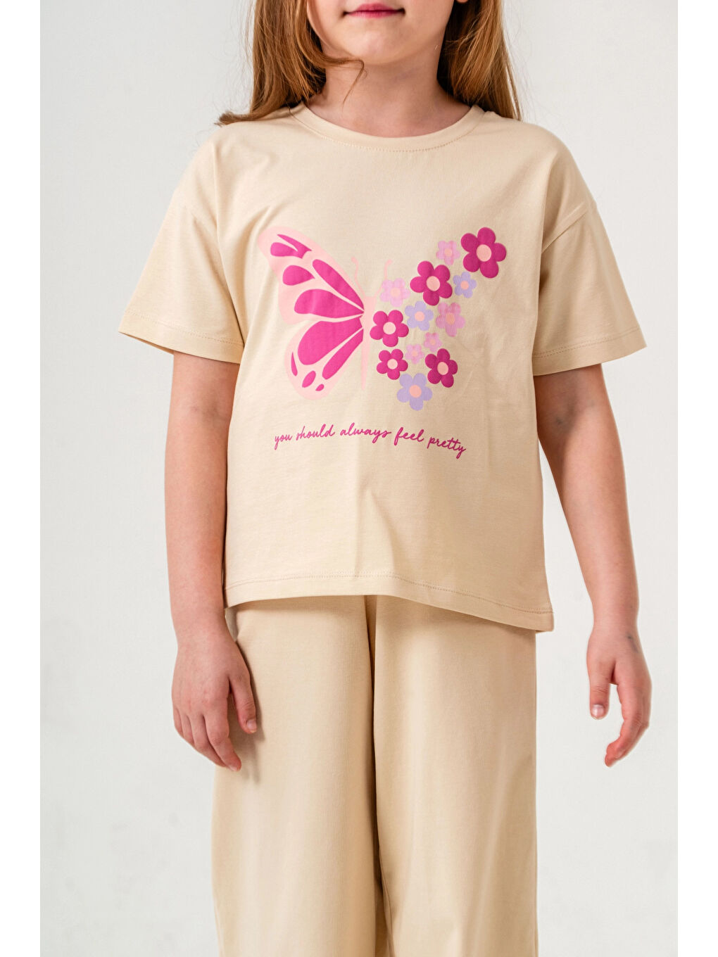 Bej Kelebek Baskılı Kız Çocuk Takım 034-4